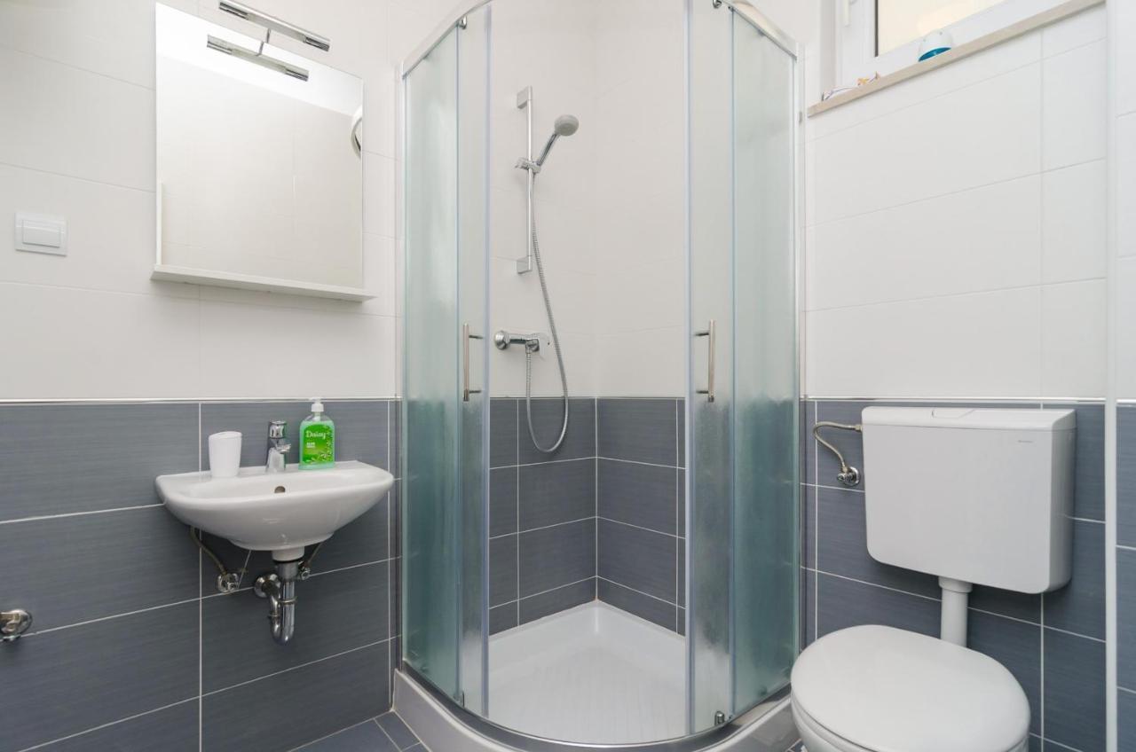 Apartments Villa Silvana Млини Экстерьер фото